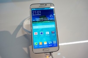 Samsung_Galaxy_S5_smartphone